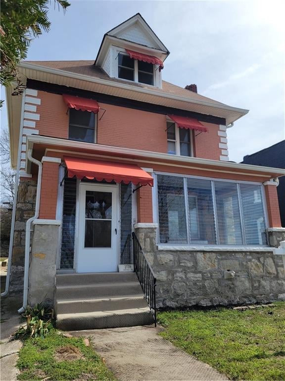 2739 Garfield Ave, Kansas City, MO 64109