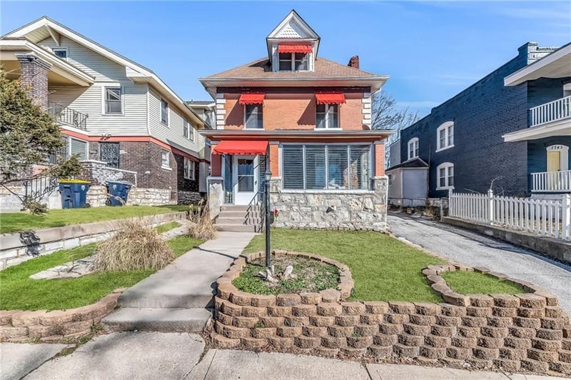 2739 Garfield Ave, Kansas City, MO 64109