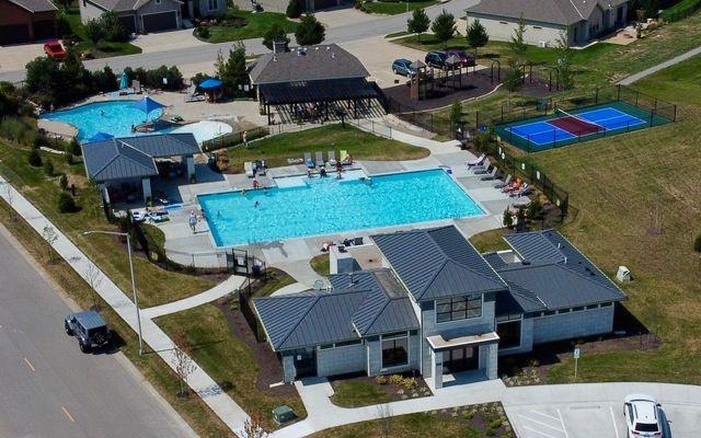 16805 Bradshaw St, Overland Park, KS 66221