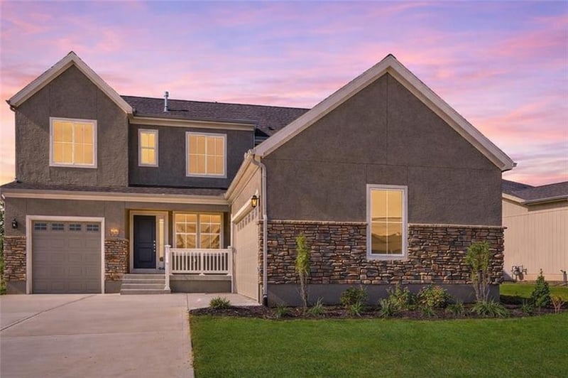 8200 Sycamore Ave, Kansas City, MO 64158