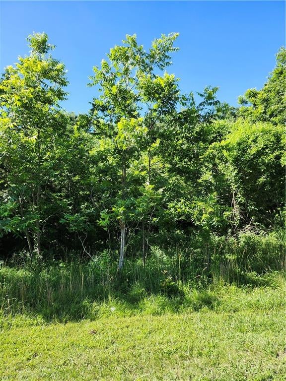 37 Oakdale Ct, Linn Valley, KS 66040