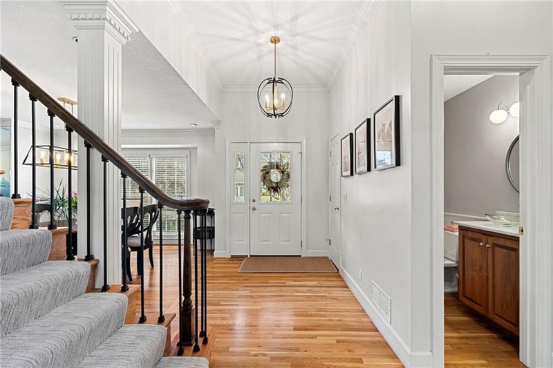 15209 Maple Ct, Overland Park, KS 66223