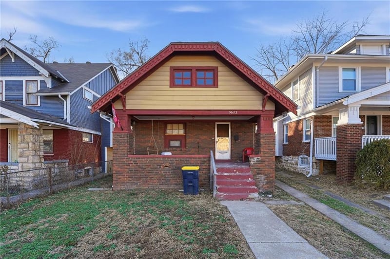 5622 Olive St, Kansas City, MO 64130