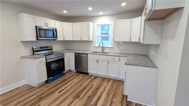 3403 62nd St, Kansas City, MO 64130