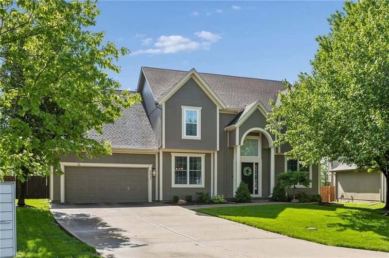 5837 Millbrook St, Shawnee, KS 66218