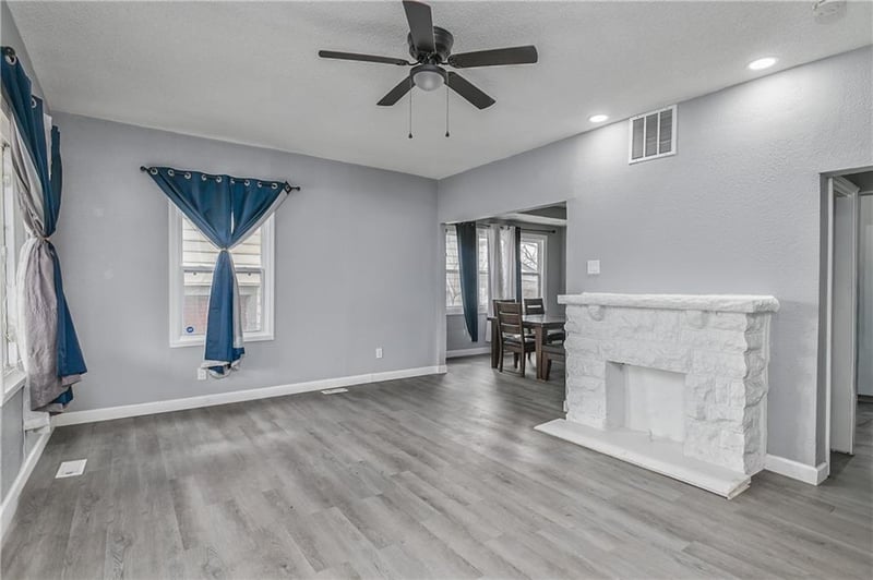 3820 Wabash Ave, Kansas City, MO 64109