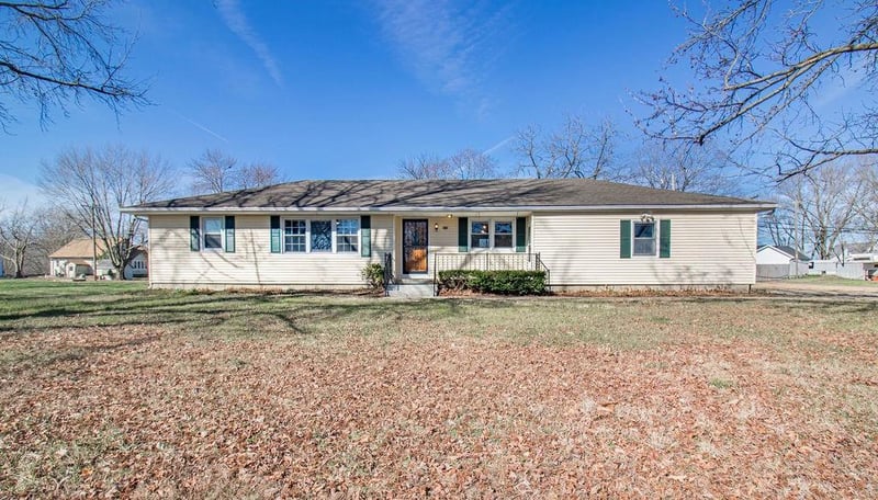 306 Lee St, Leeton, MO 64761