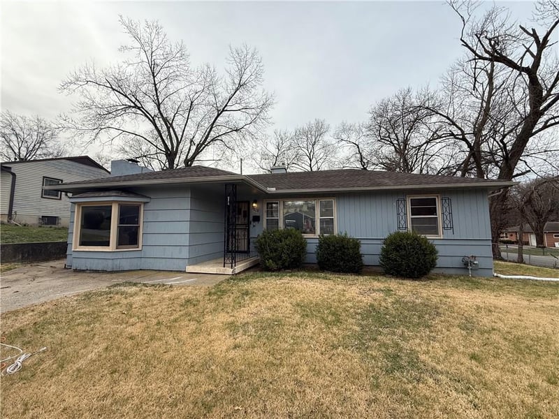 6155 Nogard Ave, Kansas City, KS 66104