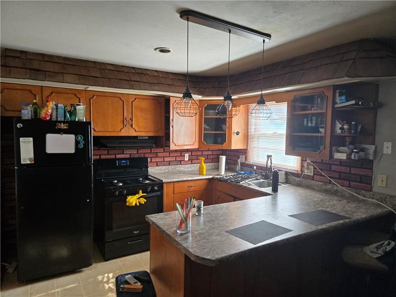 6155 Nogard Ave, Kansas City, KS 66104