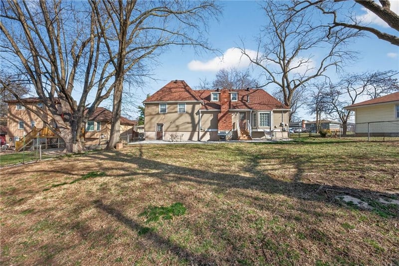 8015 Cleveland Ave, Kansas City, KS 66109