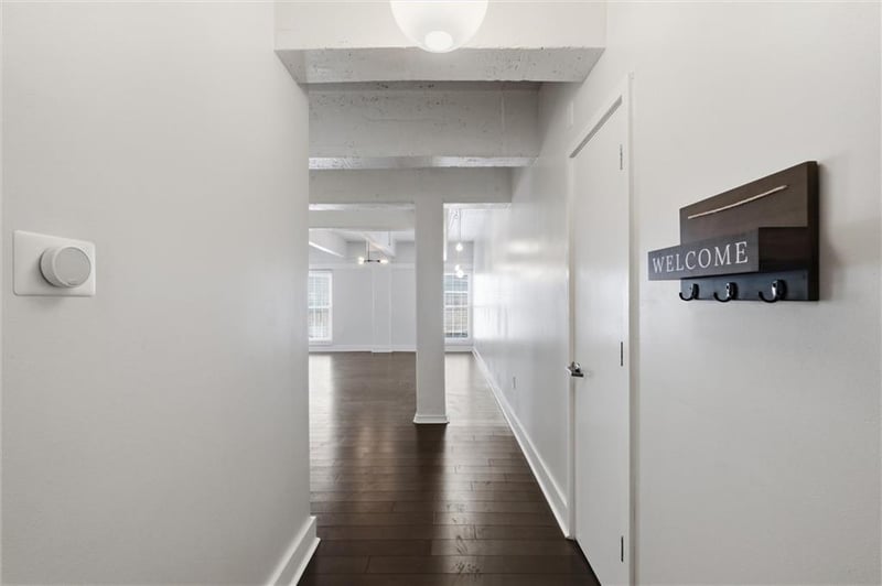 3001 Gillham Rd #201, Kansas City, MO 64108