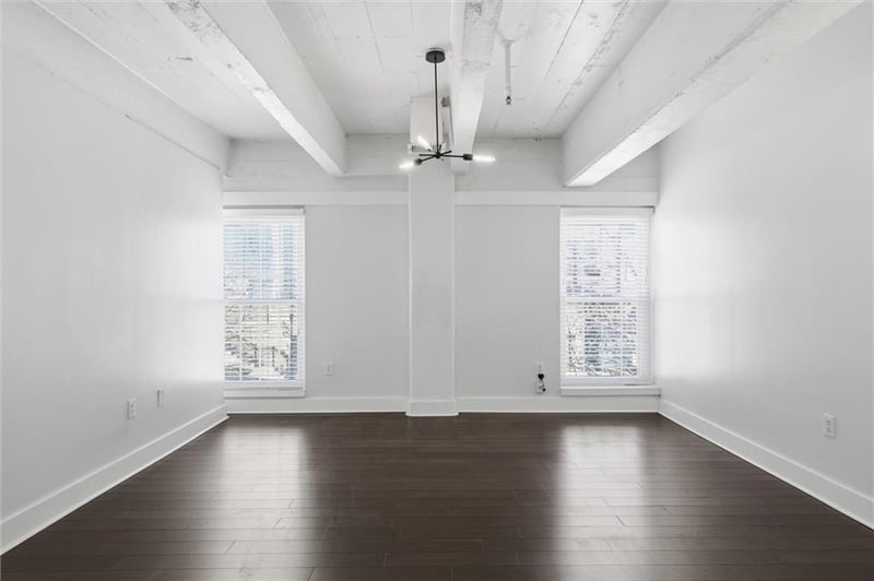 3001 Gillham Rd #201, Kansas City, MO 64108