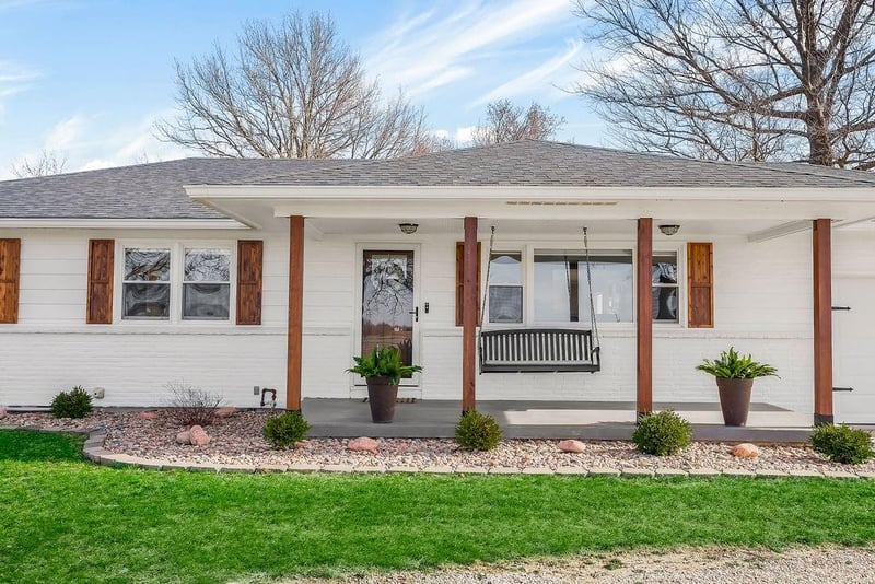 5456 W 223rd St, Bucyrus, KS 66013