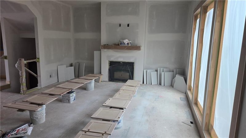 12305 184 St, Overland Park, KS 66013