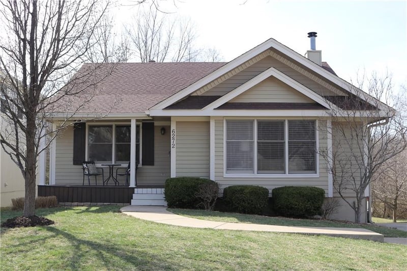 6272 Holly St, Kansas City, MO 64118