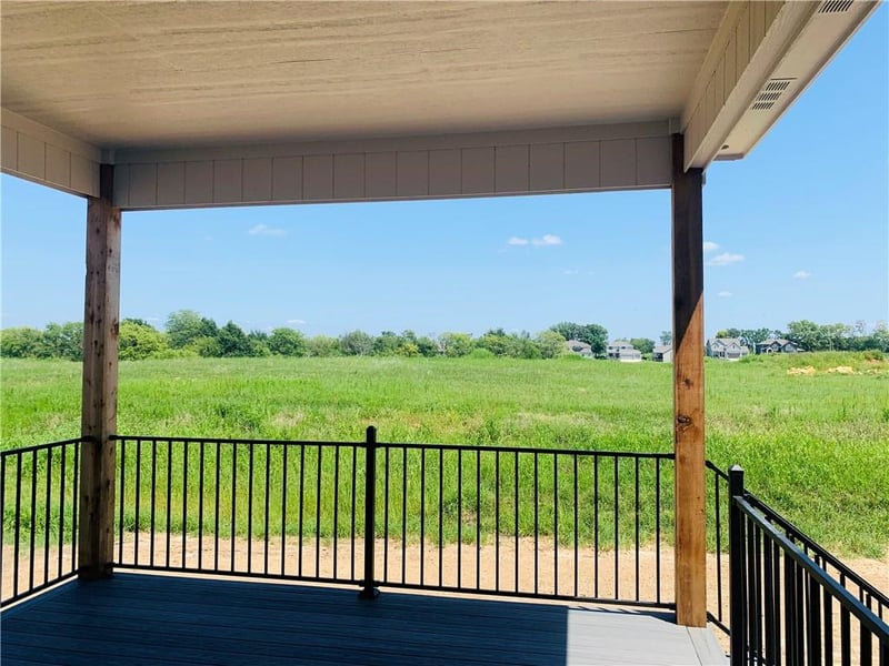 10407 Liberty St, Kansas City, MO 64155