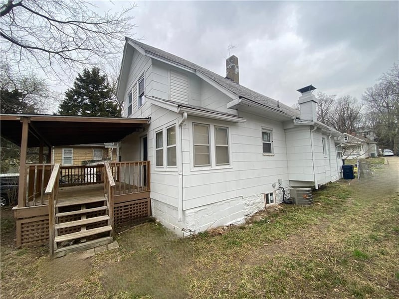 4210 Park Ave, Kansas City, MO 64130