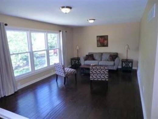 10716 Bellaire Ave, Kansas City, MO 64134