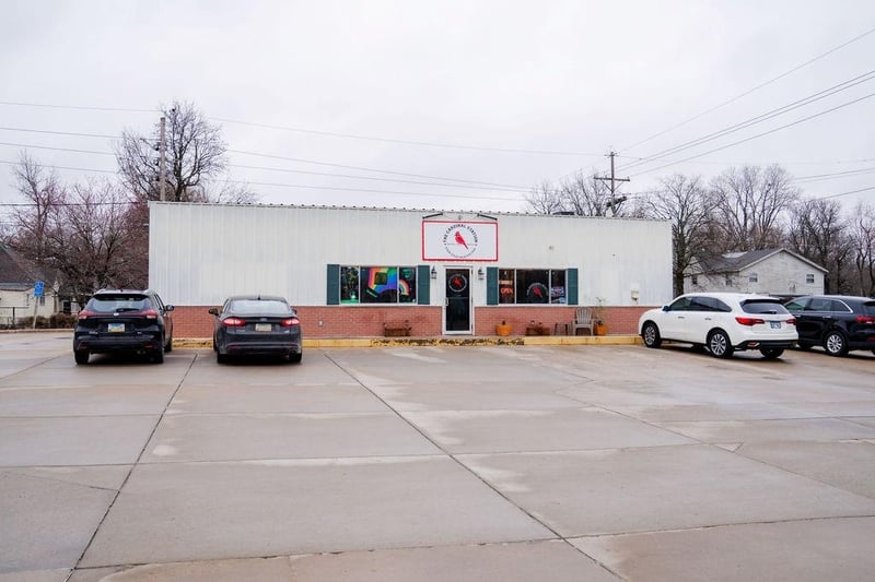 1301 Main St, Parsons, KS 67357