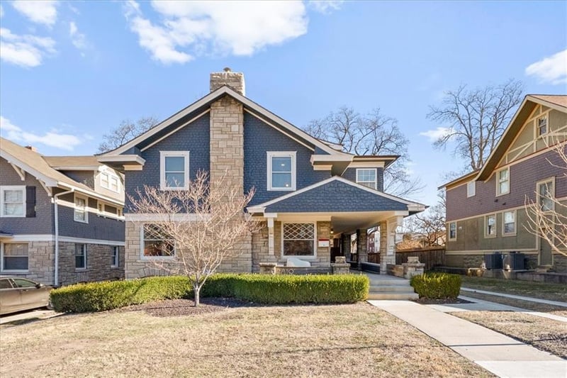 2819 Campbell St, Kansas City, MO 64109