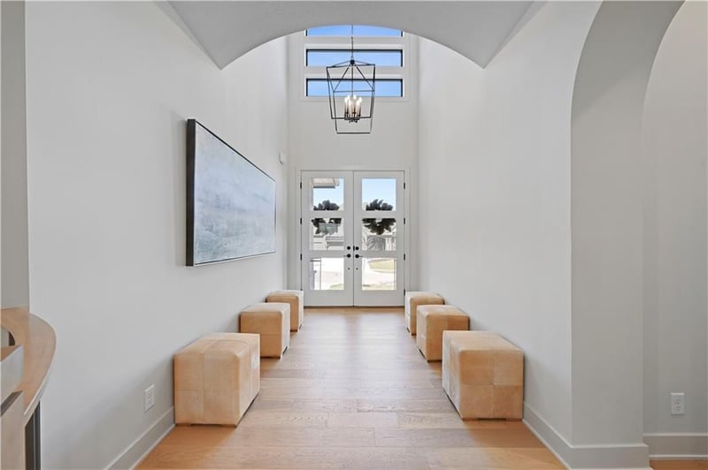 17021 Magnolia St, Overland Park, KS 66221