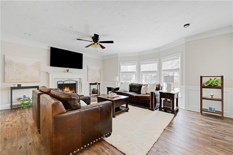 12909 Reeder St, Overland Park, KS 66213