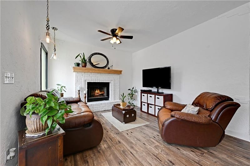 12909 Reeder St, Overland Park, KS 66213