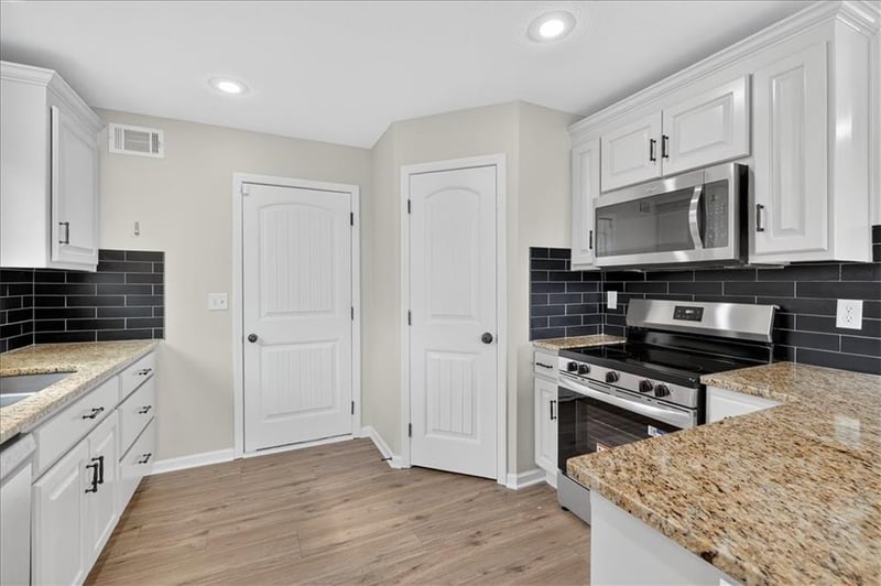 4726 Chester Ave, Kansas City, KS 66106