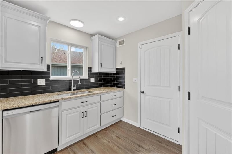 4726 Chester Ave, Kansas City, KS 66106