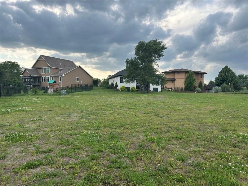 213 Stockade St, Lawrence, KS 66049