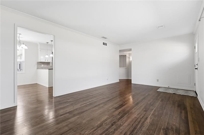 7301 Woodson St, Overland Park, KS 66204