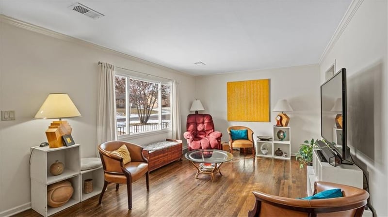 7301 Woodson St, Overland Park, KS 66204