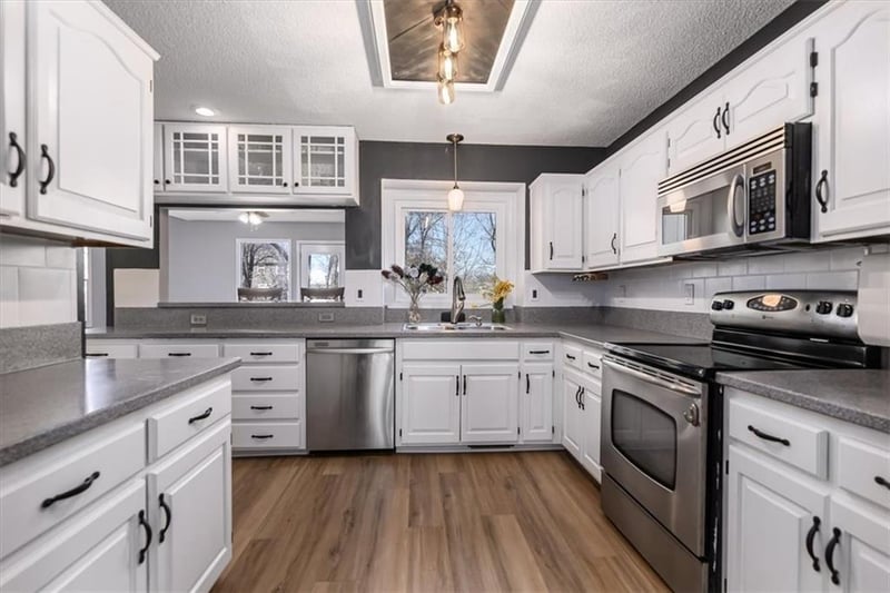 4214 78th St, Kansas City, MO 64151