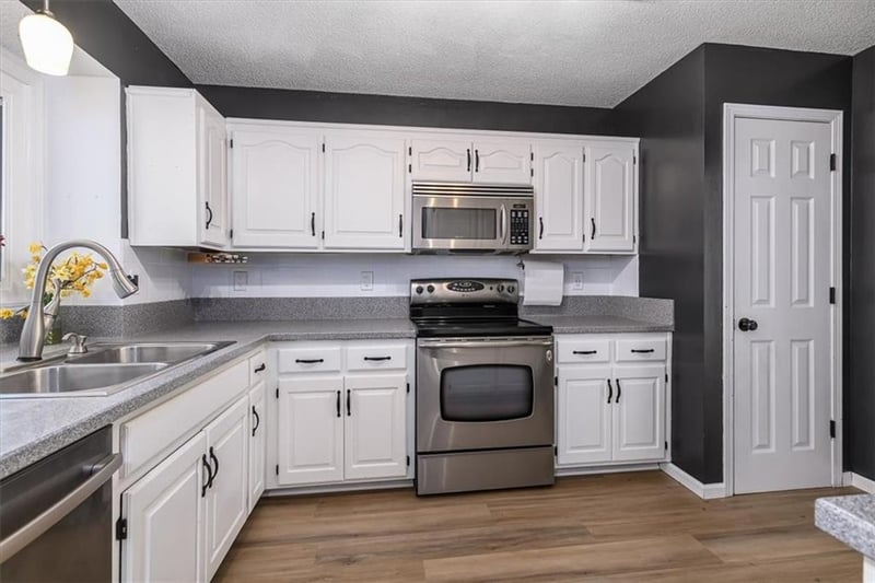 4214 78th St, Kansas City, MO 64151