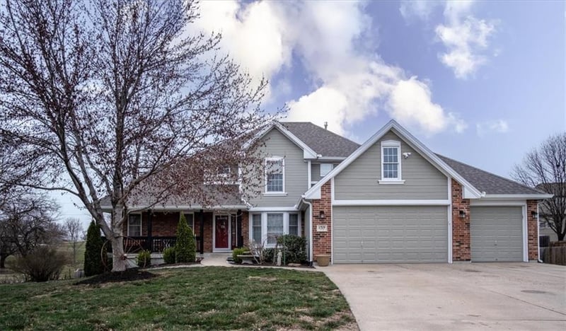 11319 Holly St, Kansas City, MO 64155