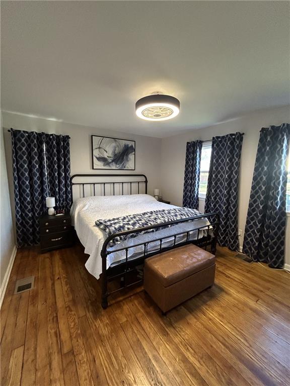 4880 Oakland Ave, Kansas City, KS 66102