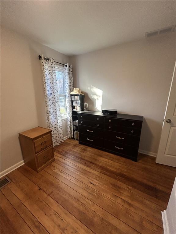 4880 Oakland Ave, Kansas City, KS 66102