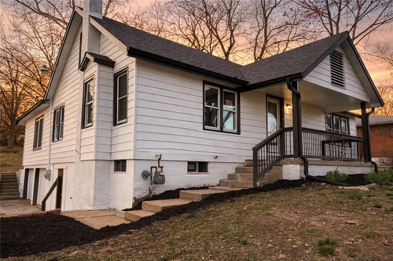 2944 47th St, Kansas City, KS 66104