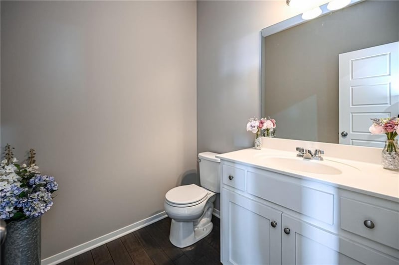 3330 128th Ter, Kansas City, KS 66109