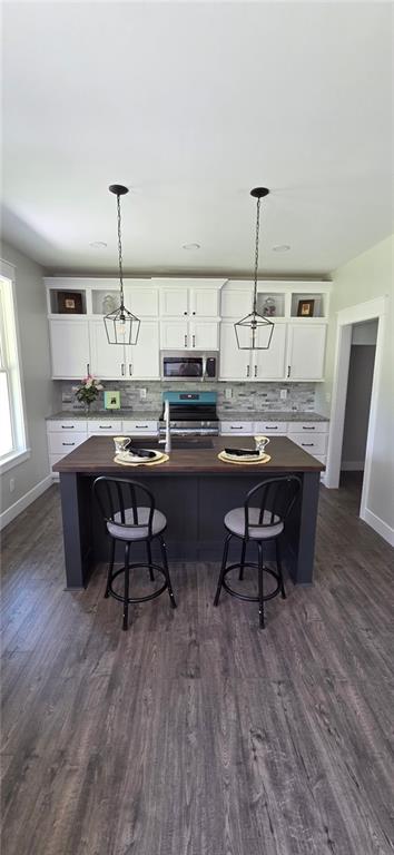 622 Charlotte St, Grain Valley, MO 64029