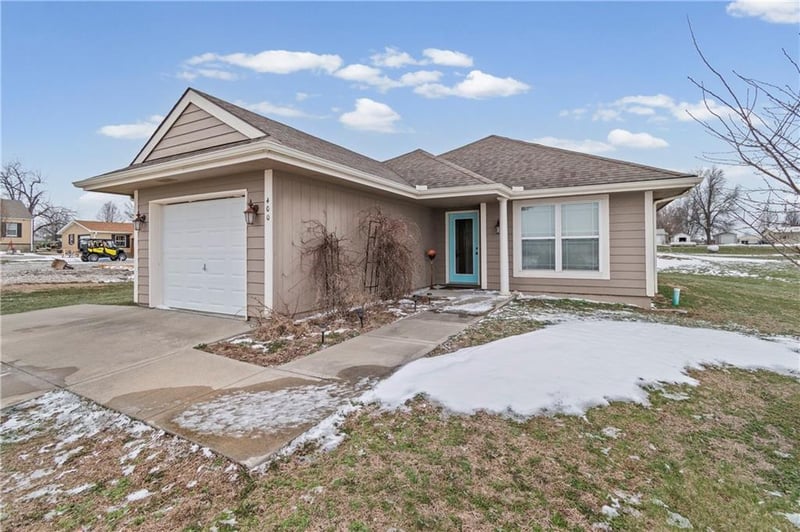 400 W Elm St, Polo, MO 64671