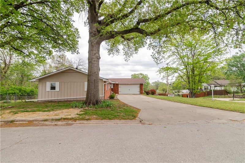 6354 Freeman Ave, Kansas City, KS 66102