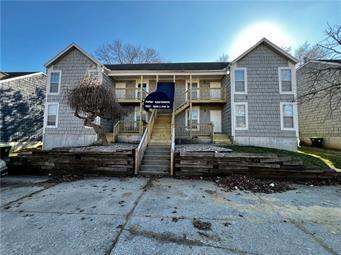 10027 67th St, Raytown, MO 64133