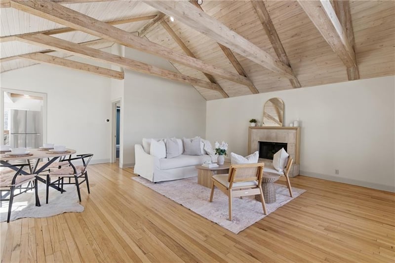 4734 Holly St, Kansas City, MO 64112