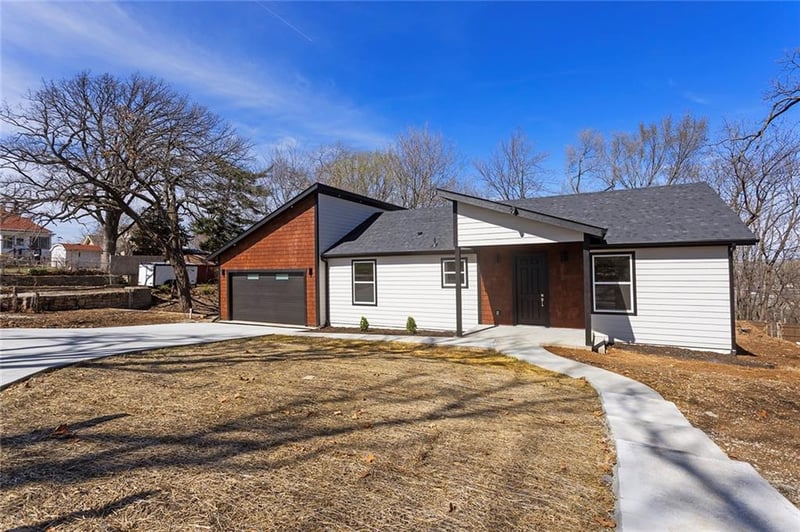 1716 S Valley St, Kansas City, KS 66103