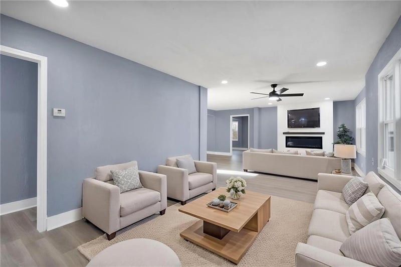 10230 Oakley Ave, Kansas City, MO 64137