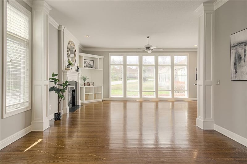 14317 Manor Ct, Overland Park, KS 66224