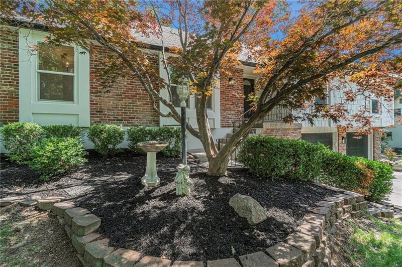 5107 67th St, Kansas City, MO 64151