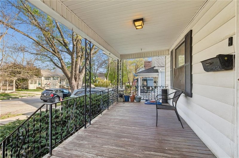 4218 Wyoming St, Kansas City, MO 64111