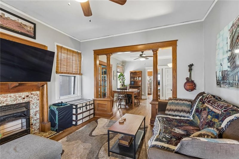 4218 Wyoming St, Kansas City, MO 64111